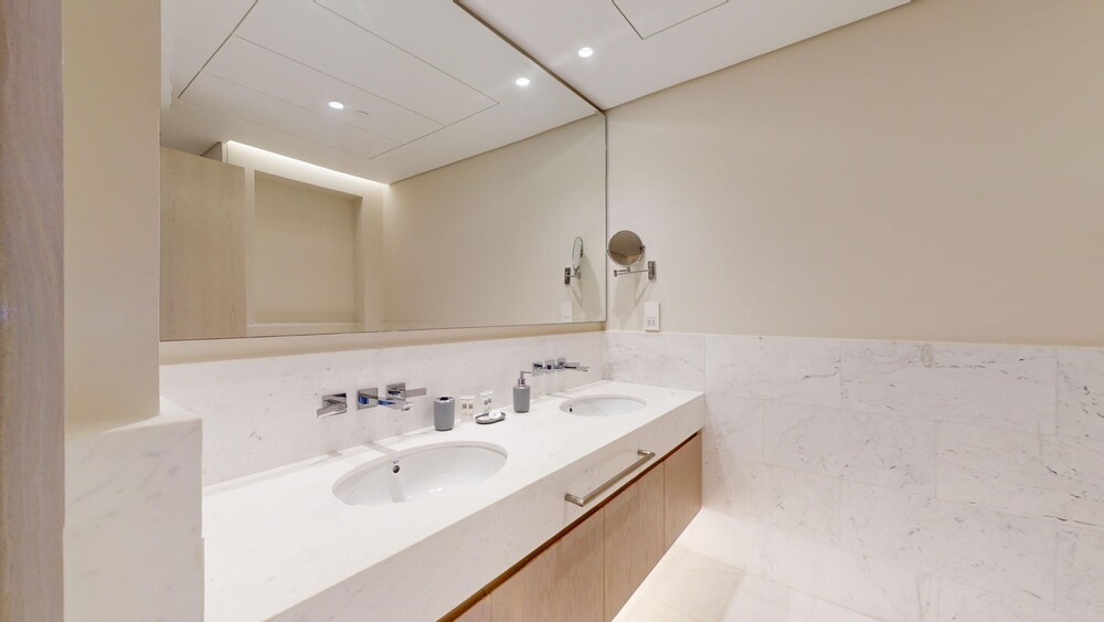 Palm Jumeirah - Palm Tower T1 4106