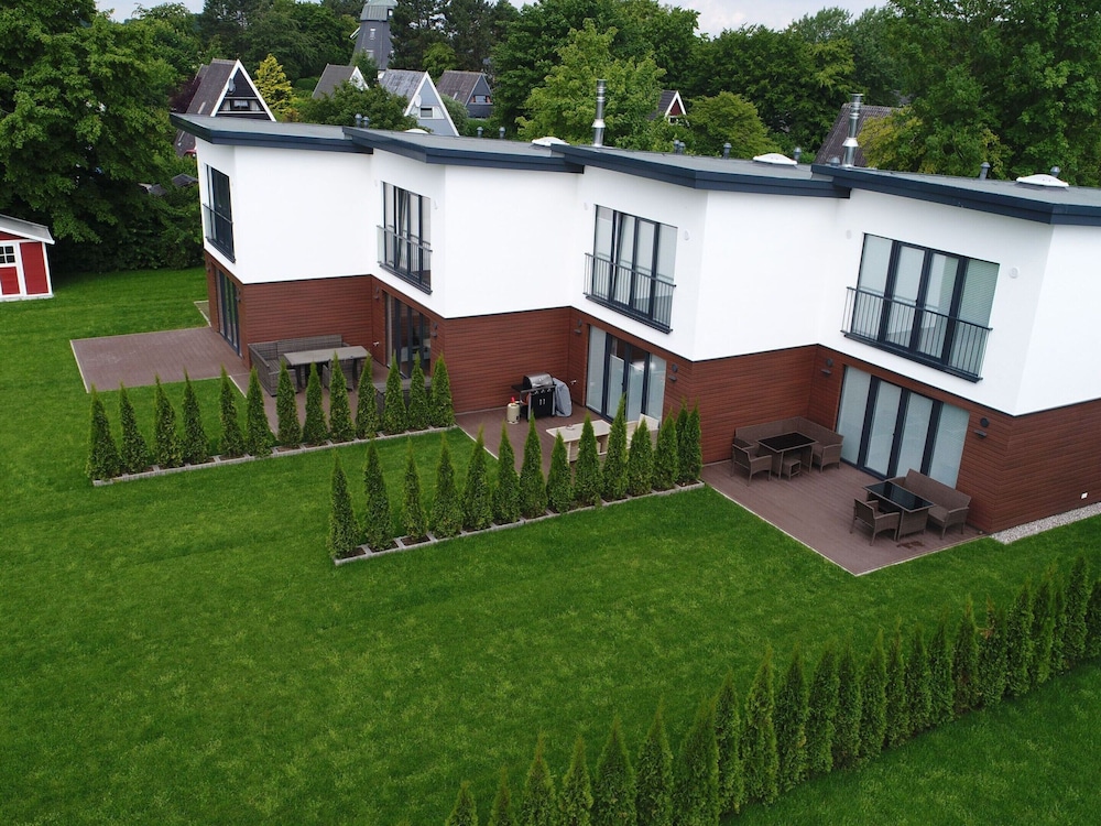 Geraumiges Ferienhaus in Damp in Strandnahe