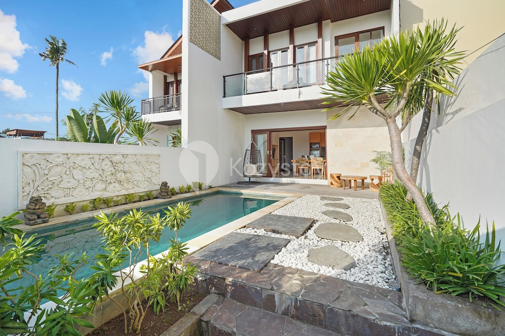 Samvara Villa by Kozystay - Ubud