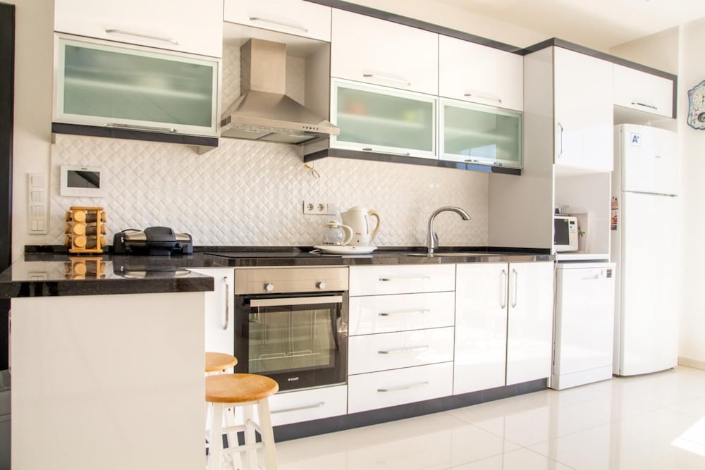 Sleek Villa With Private Pool and Garden in Cesme view 4
