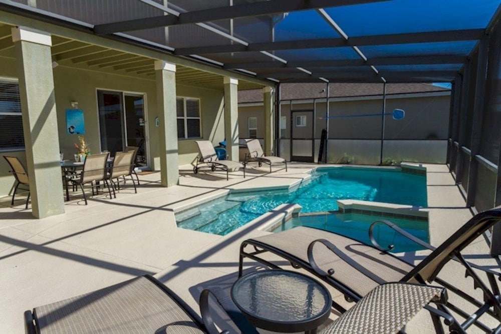 Ip60477 - The Shire at West Haven - 5 Bed 4 Baths Villa - Image 2