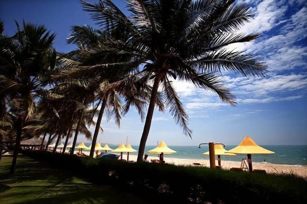 Coco Beach Resort