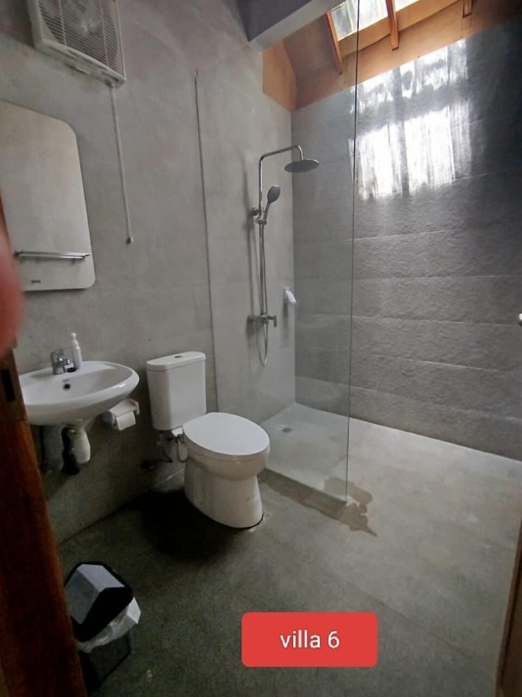 Villa Lova Sambirenteng