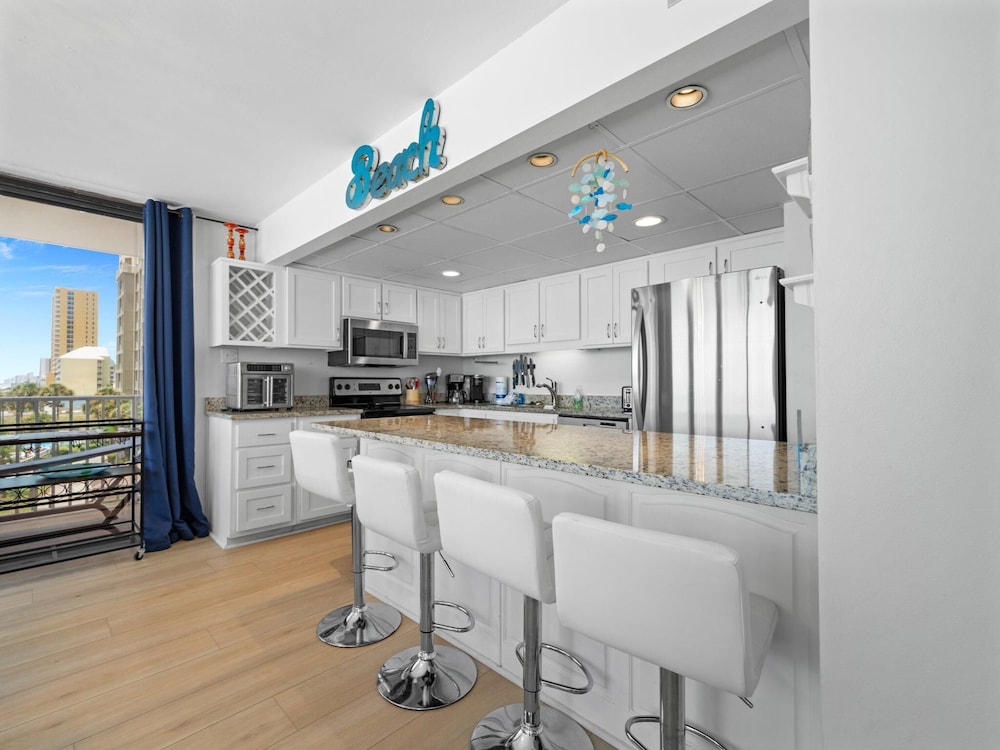 Windward 408 at Edgewater