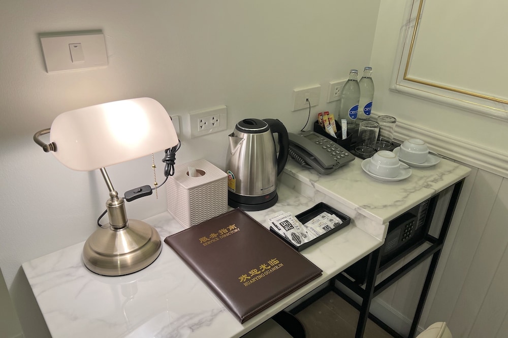 Travelier Hostel