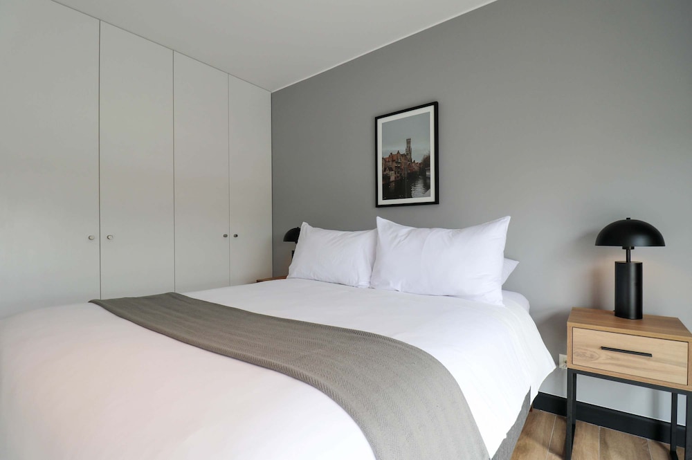 w Elegant 2BR w Great Deco in San Isidro