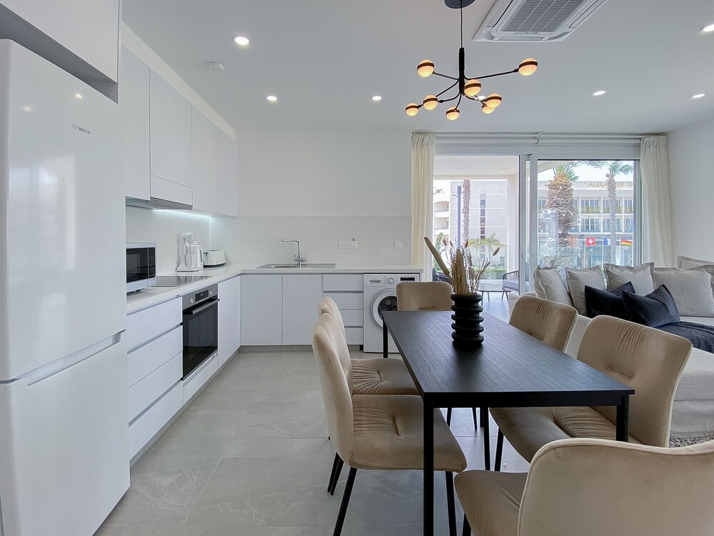 Phaedrus Living Seaview Luxury Flat Limnaria 134