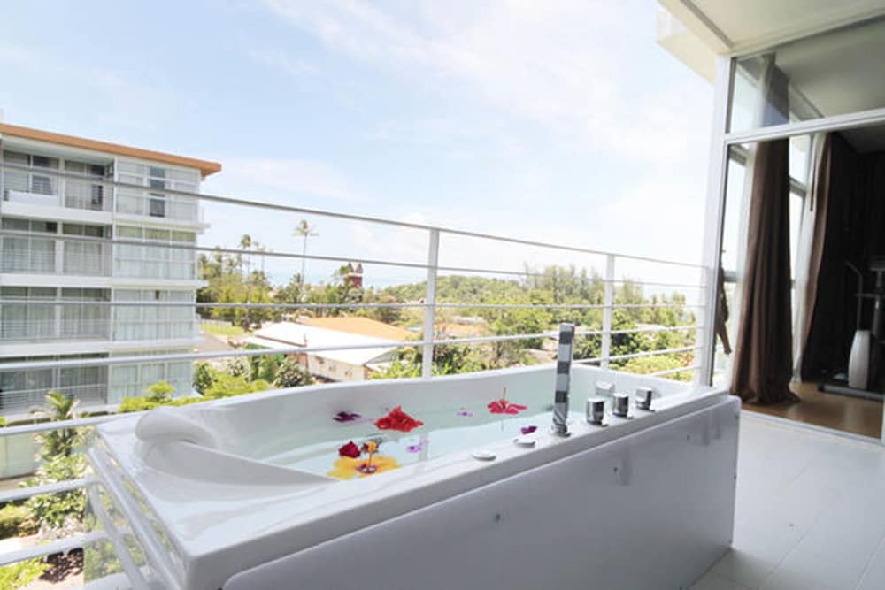 At Sea Condo