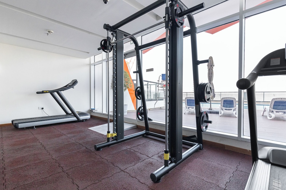 SIMPLY COMFORT Binghatti Gateway Family 2BR with Balcony, Close to Dubai Mall & Burj Khalifa