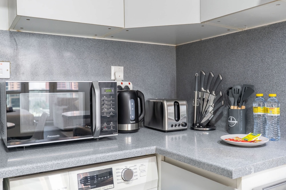 Stylish Studio Apartment in Tecom s Prime Location