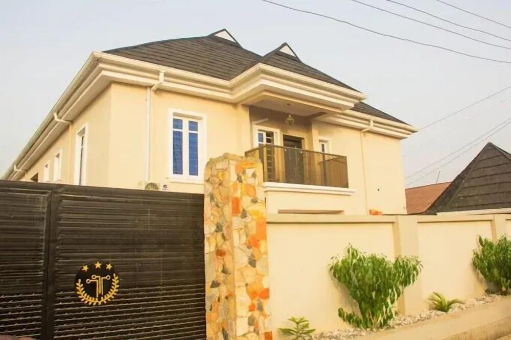 3Tee Serviced Apartment