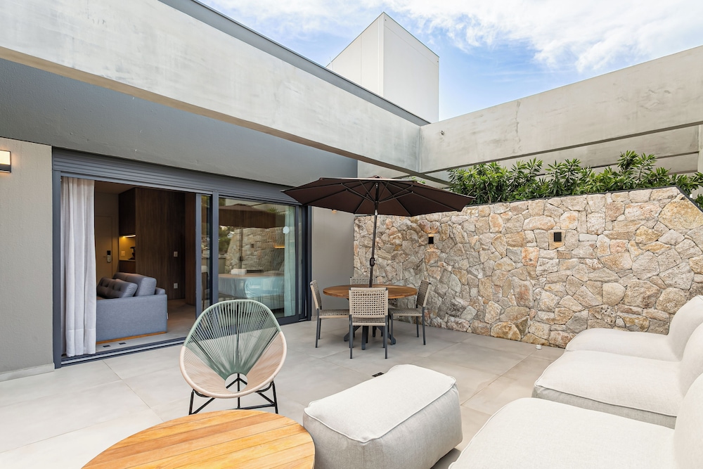 First Residencial Multifuncional by Viva - Conforto e Fácil Acesso às Melhores Praias de Floripa