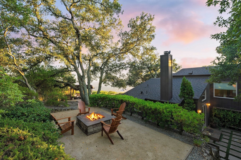 Sonoma Skyhouse by Avantstay Pool, Sauna, Hot Tub & Stunning Valley Views