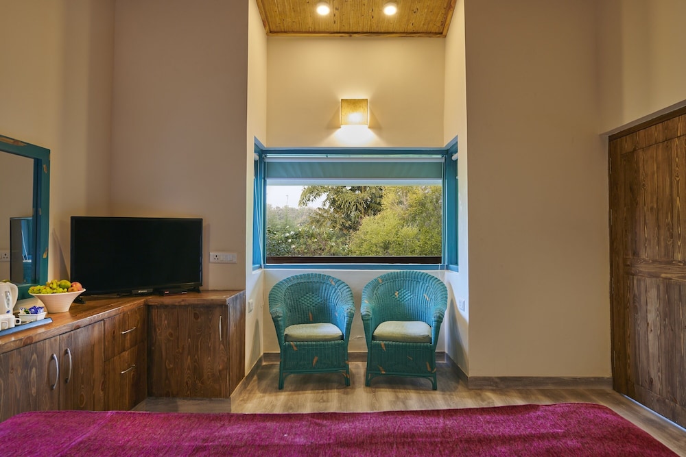Aacorn Hideaway Resort & Spa