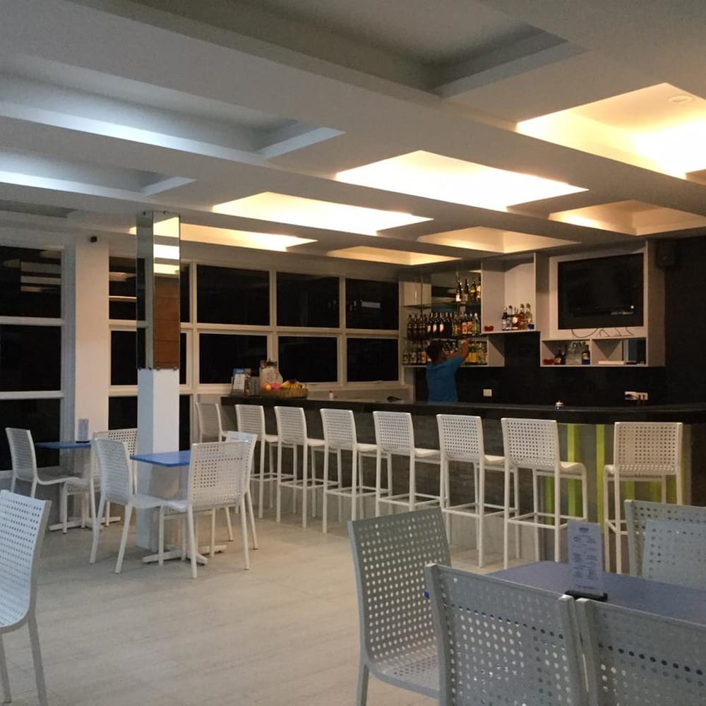Stunning Republic Beach Resort, 엘니도 - 13