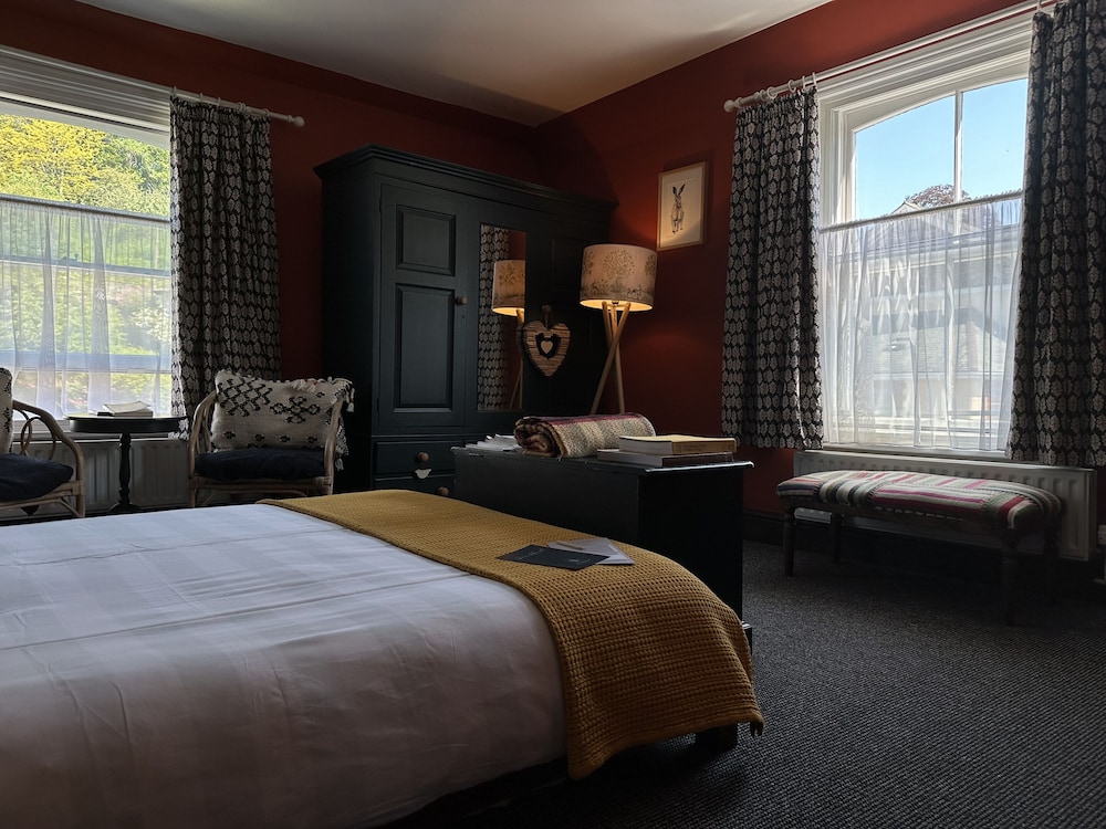 One Drake Road Hotel view 3