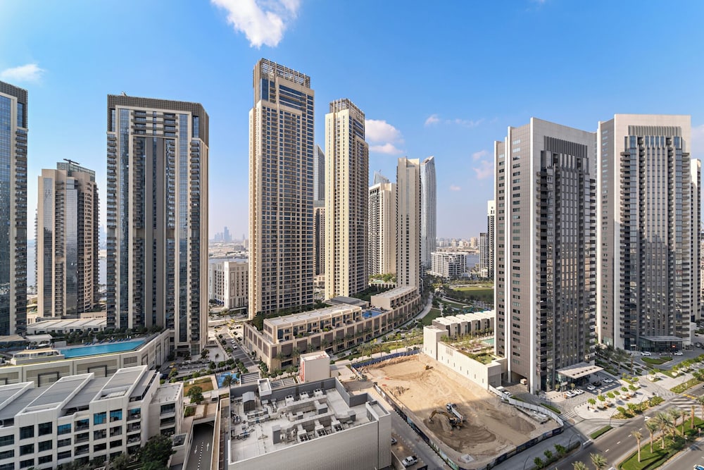 1BR Skyline Views Dubai Creek Harbour
