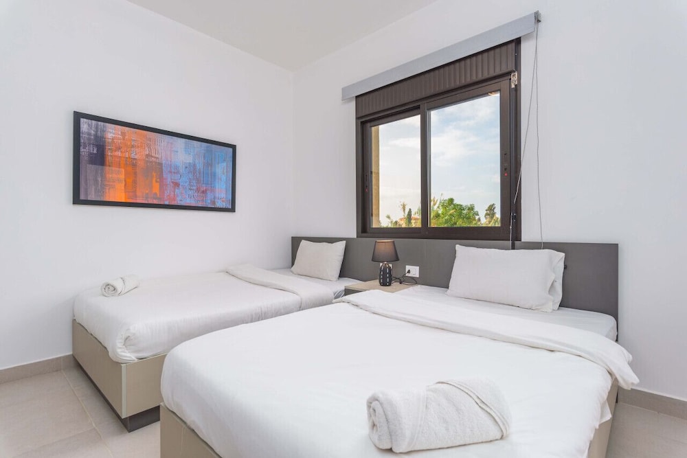 Glow Studios & Apartments in Batroun
