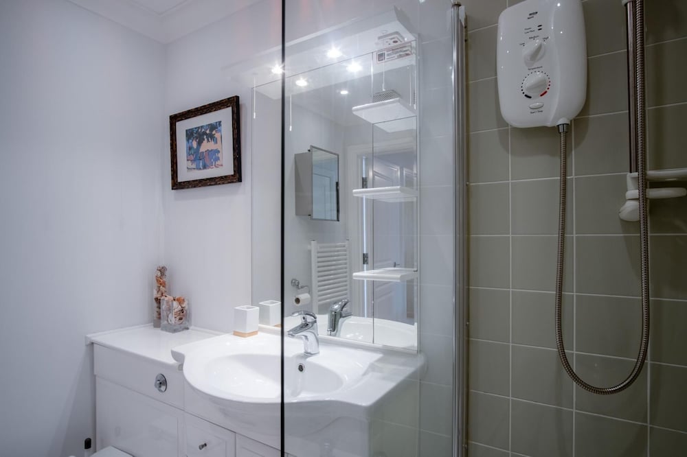 13 St Bride's Bay View - 4 Bedroom - Broad Haven