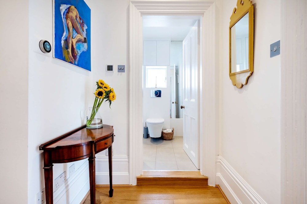 Highlife and Islington - by Out of Office Lifestyle