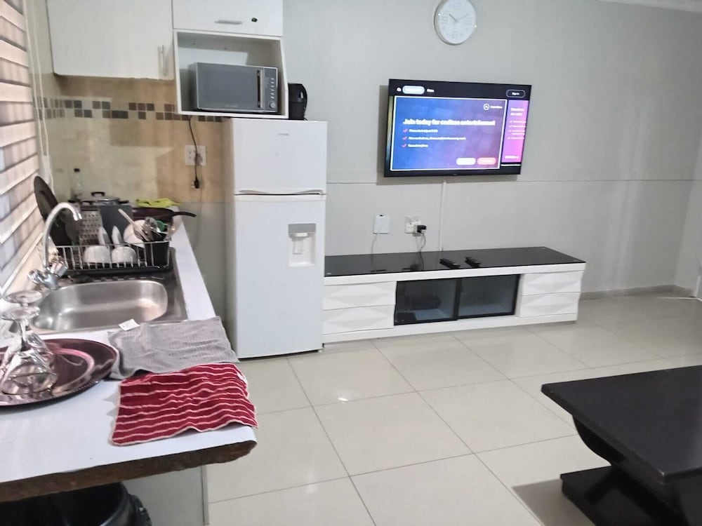 Gold Crown Self-catering Apartment