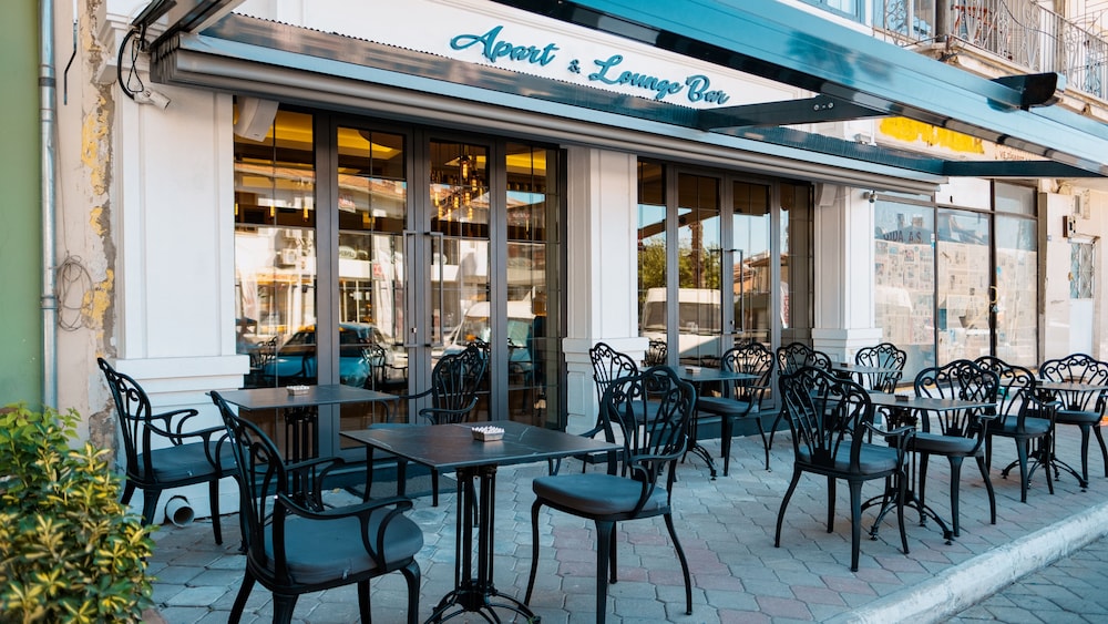 Alesta Midtown - Image 16