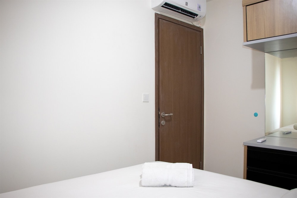 Comfort 2BR at 28th Floor Podomoro Golf View Apartment