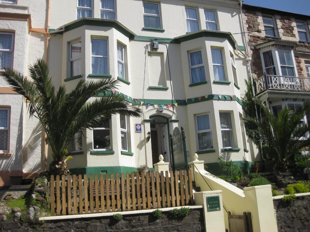 Acorns Guest House
