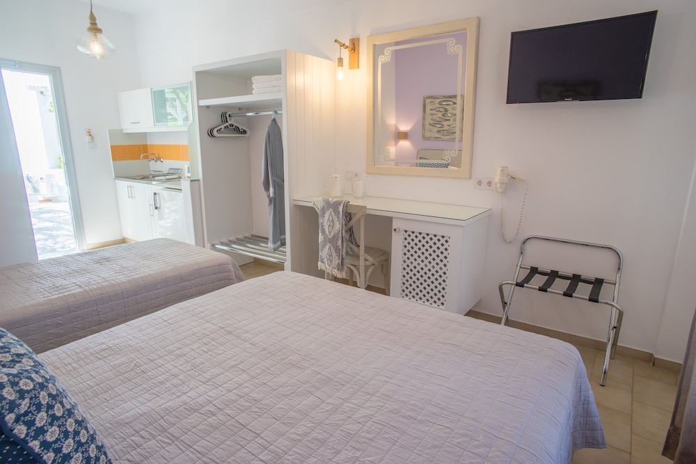 Cyclades Studios - Paros