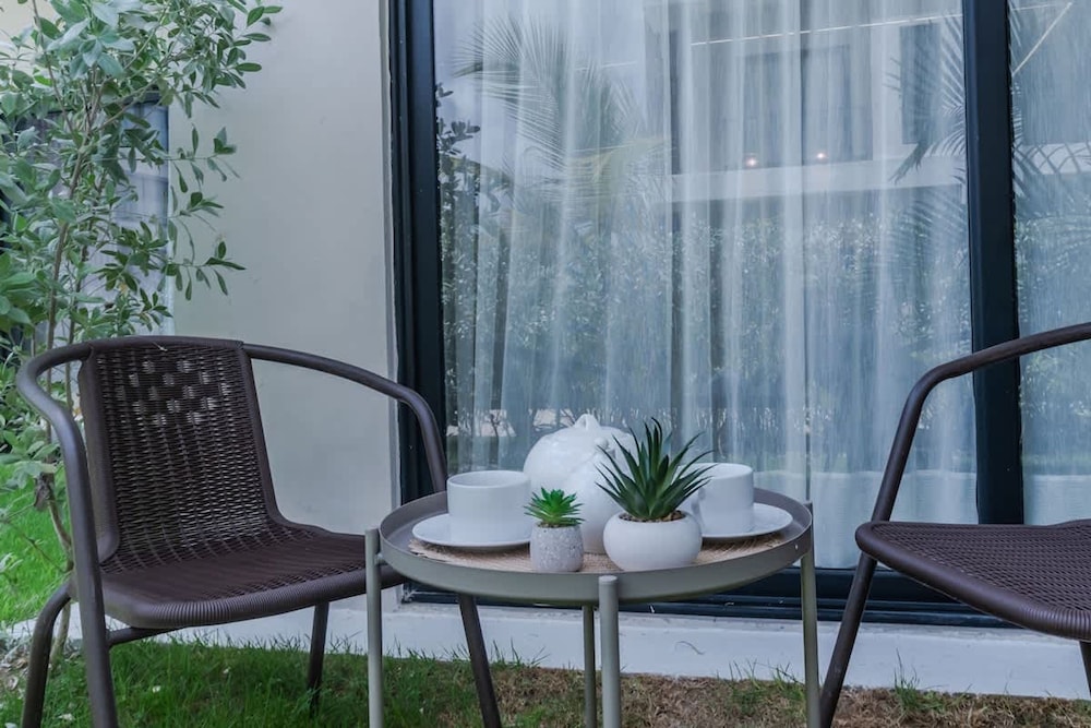NOK Stlyish 1BR Apartment by Vistacana Rentals