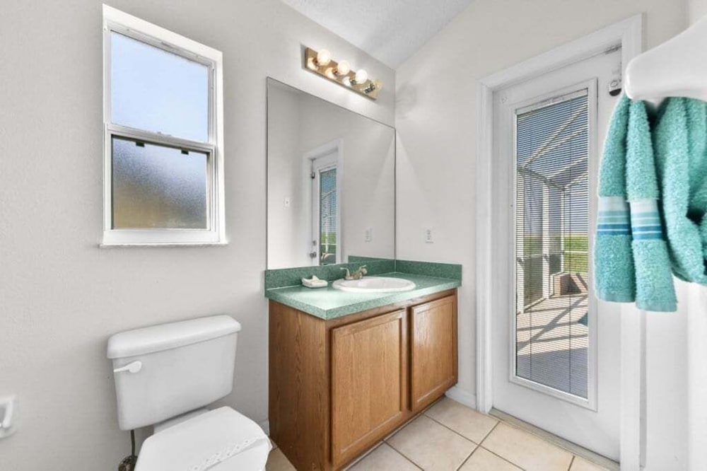 Cozy 4br Pool Home W/ Game Room Near Disney 4 Bedroom Villa