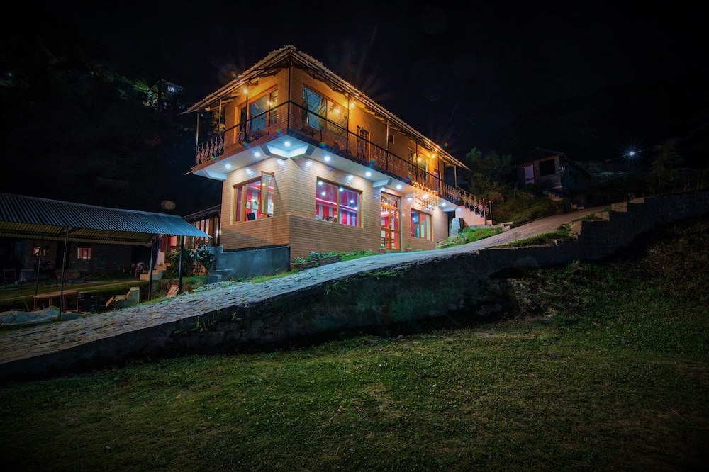 GenX Great Himalayan Resort
