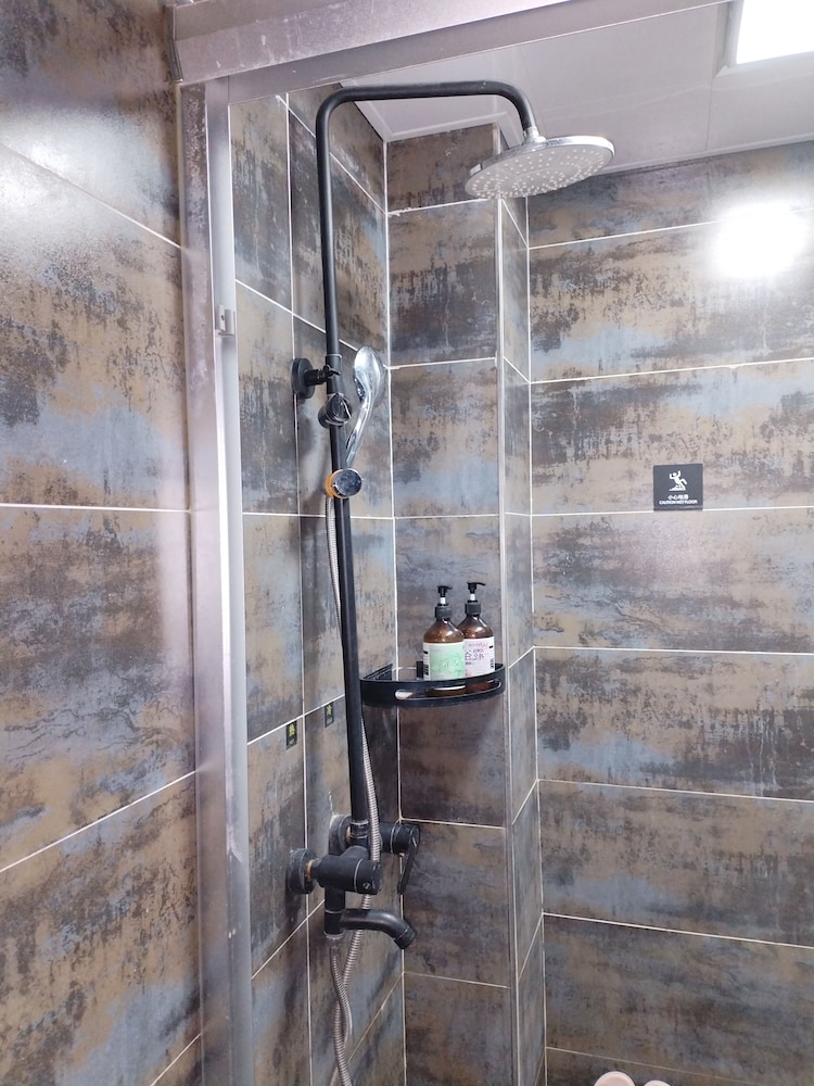 Chongqing Justom Serviced Apartment 23