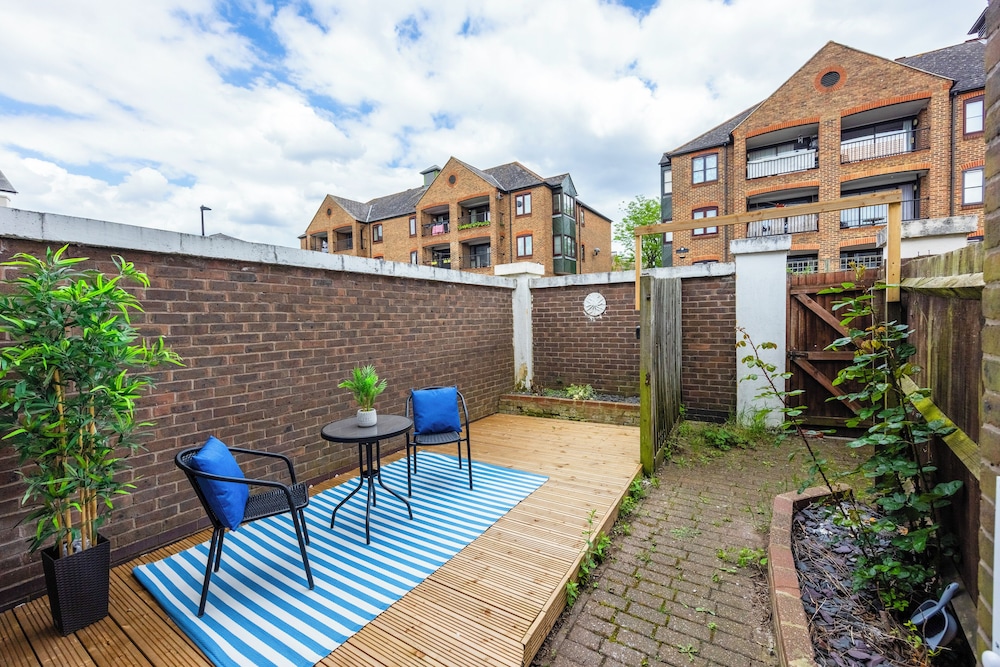 City Escape London Apartment With 2 Bedrooms