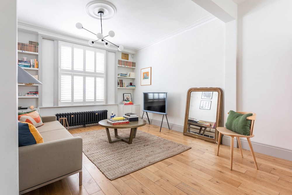 Baxendale Street by Onefinestay