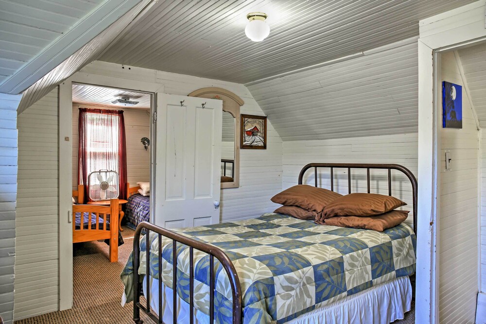 Hunter Home w/ Fire Pit & Yard: On Main Street! view 5