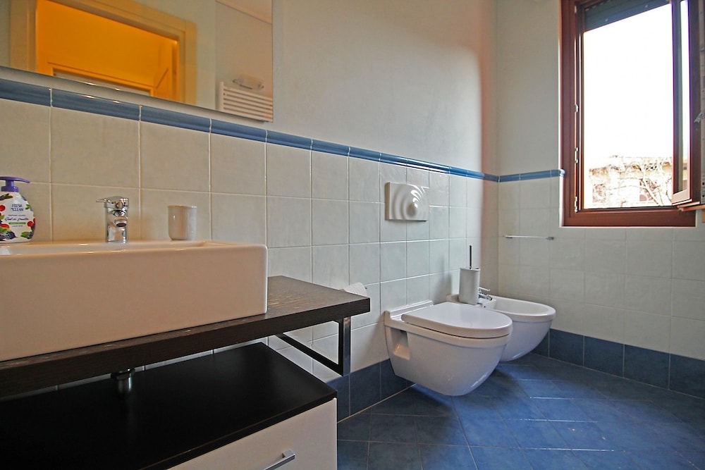 Apartment Self en Salò — bathroom