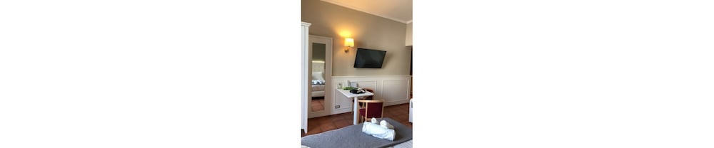 207 Inn