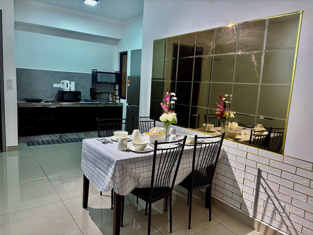 M Vertica KL City by Dynasty