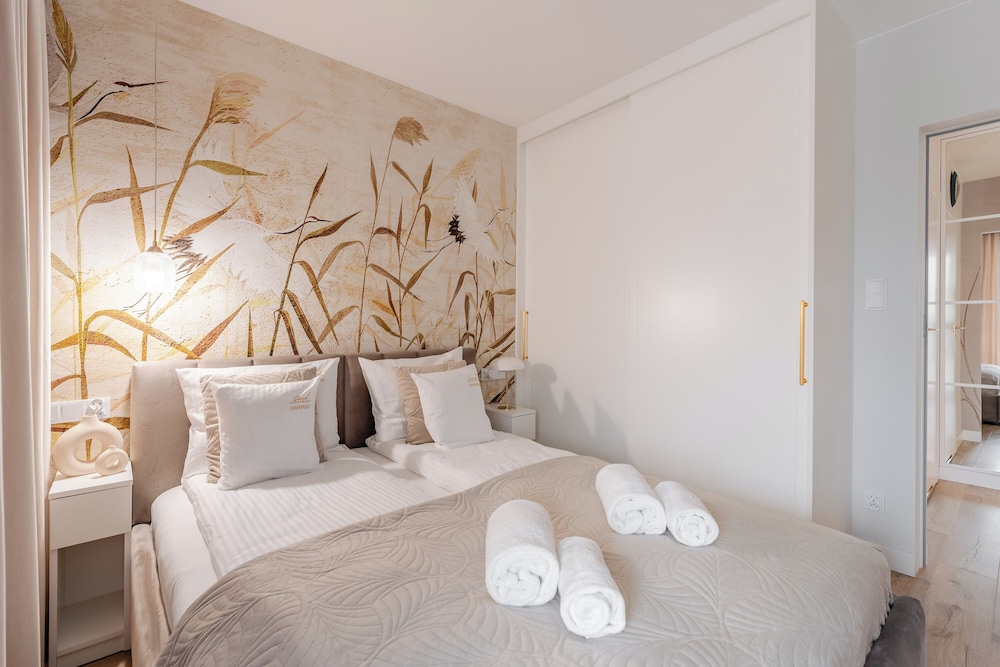DELUXE SAND APARTMENT & SPA