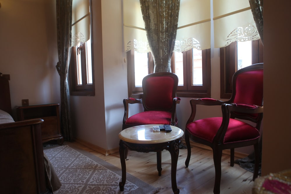 Tom Square Butik Otel - Image 51