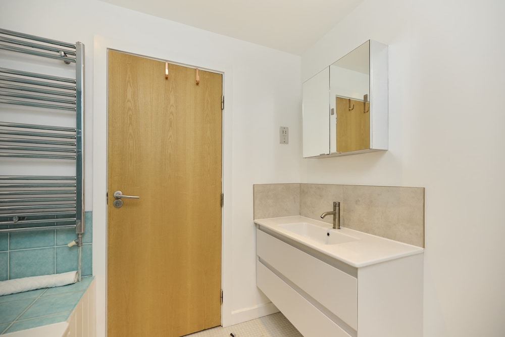 Southwest London Stay