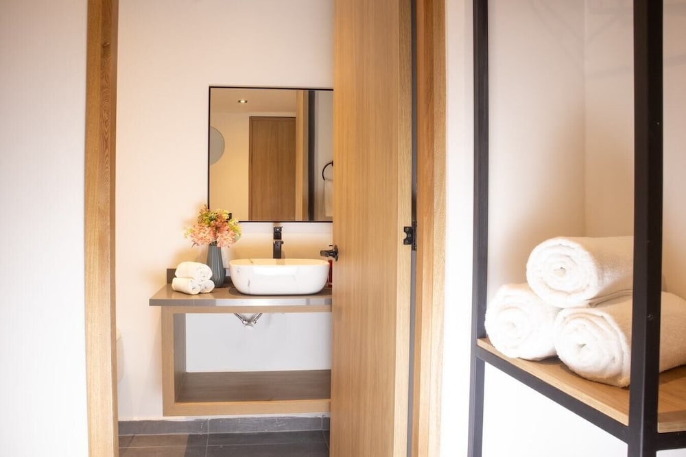 Cozy Aparta-suite Stadio Jacuzzi Rosa Negra