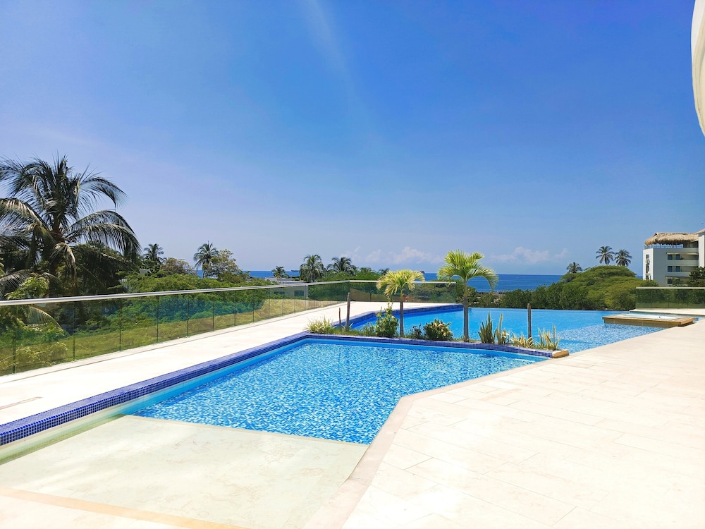 Apartasuites Sierra Beach - Vista al Mar