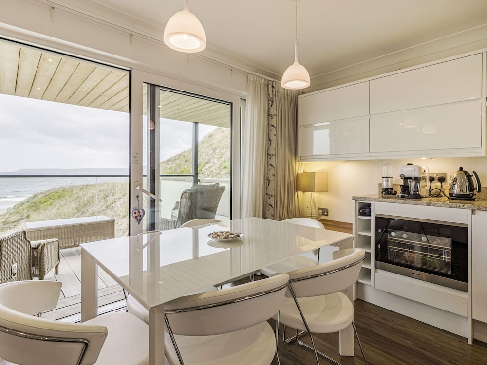 Apartment 18, Burgh Island Causeway