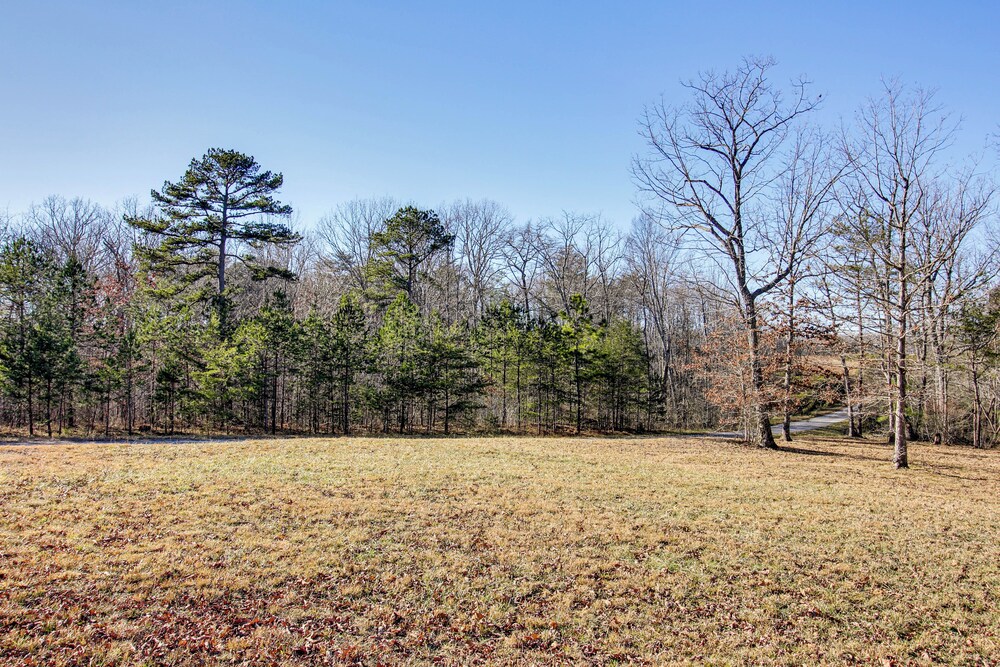 Waterfall Hikes: Secluded Mtn Retreat in Pikeville