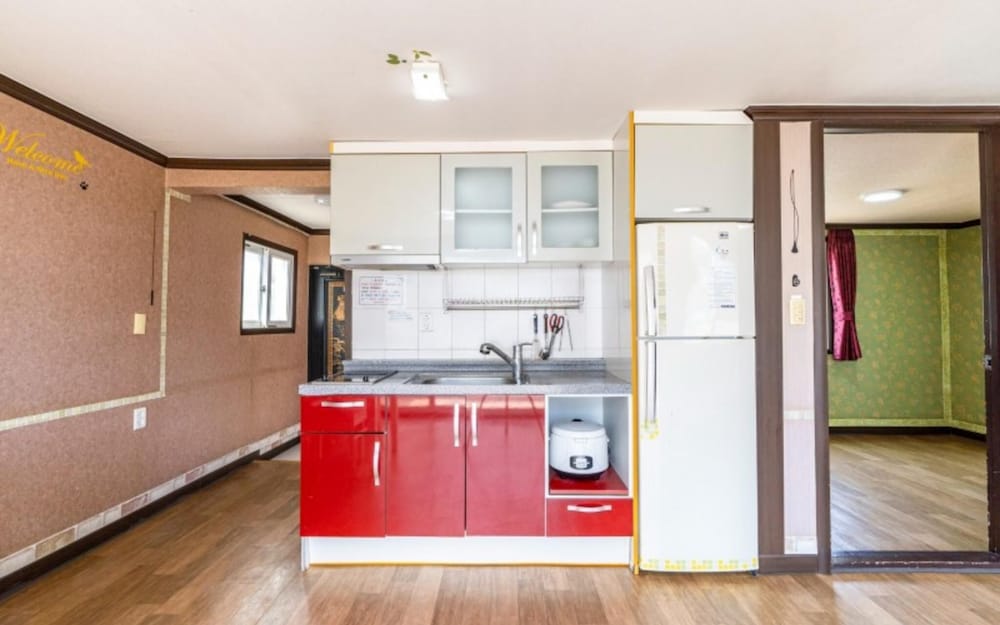 Photo 51