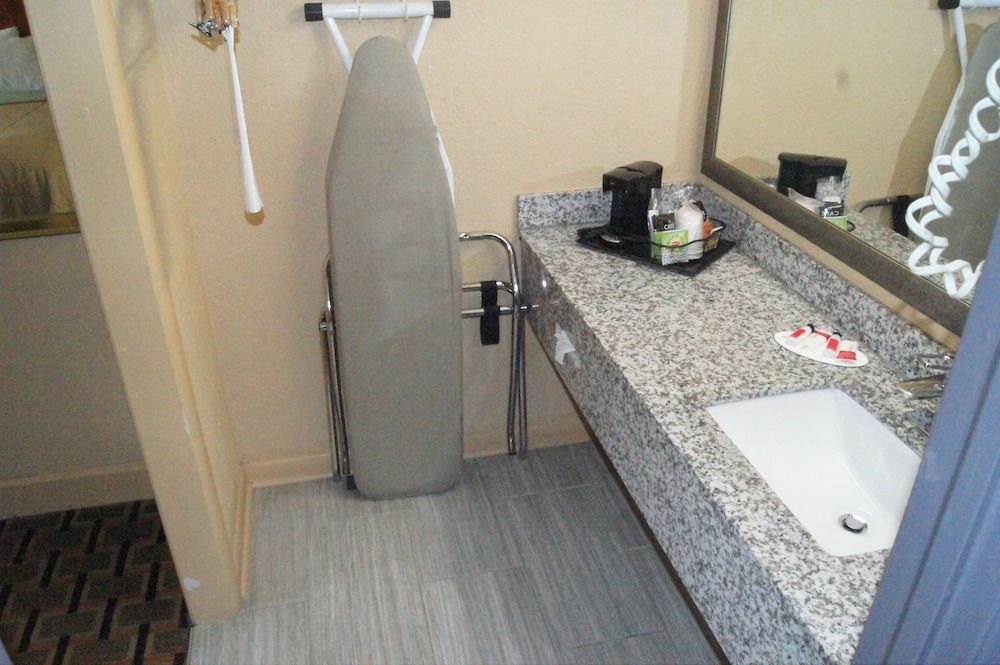 Photo 50