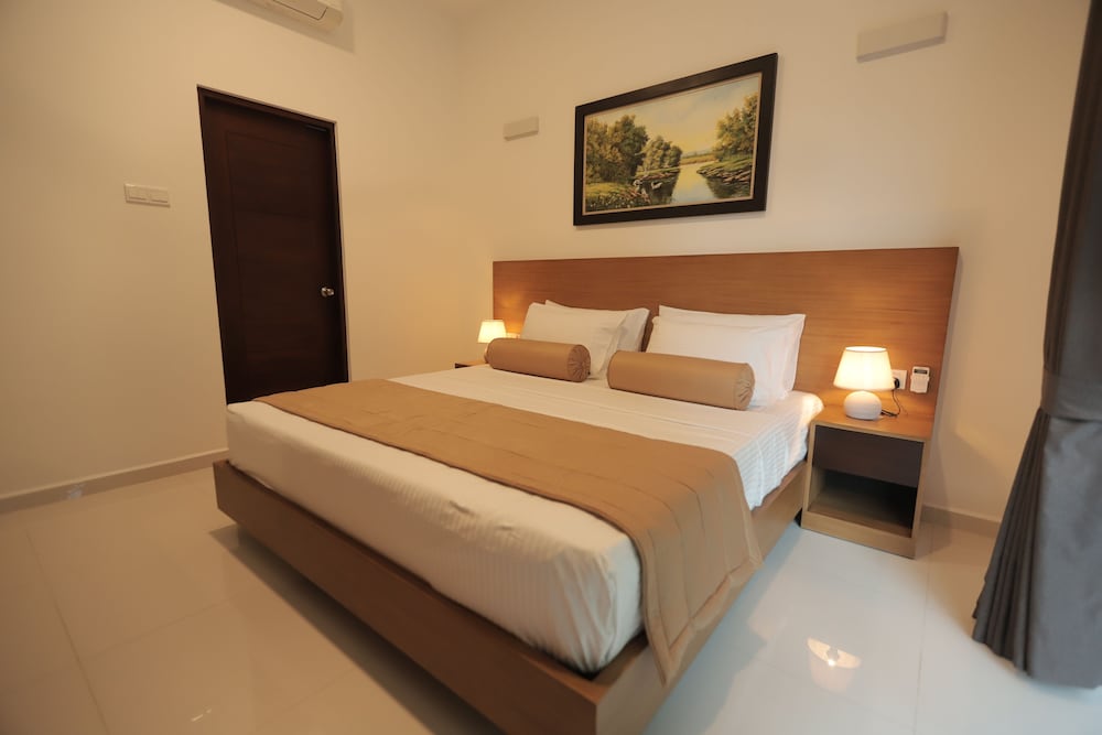Lake Villas Premium Kandy