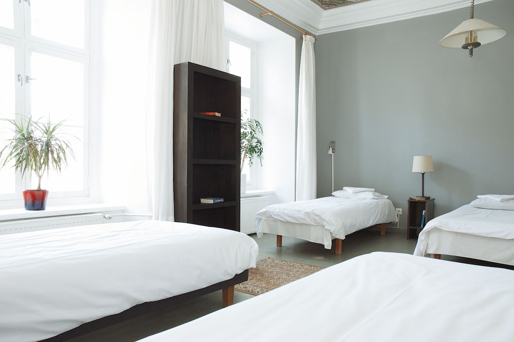 Tallinn Vacations - Old Town Munkenhof Guesthouse - Hostel - Property Image 28